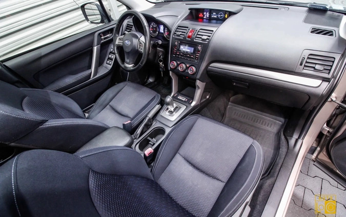 Subaru Forester cena 54999 przebieg: 142000, rok produkcji 2014 z Żnin małe 562